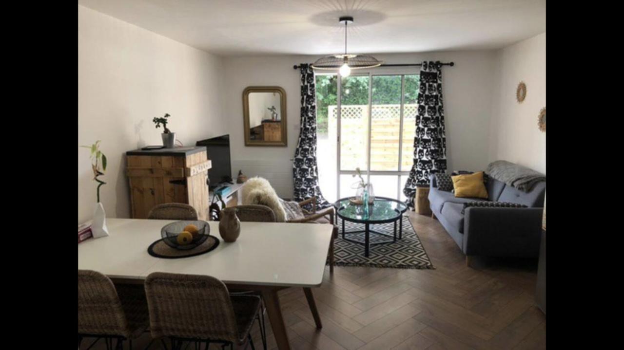 Charmant T2 De 45M2 - Parking Prive - Terrasse- Linge Inclu- Proche Vannes Saint-Avé Екстериор снимка